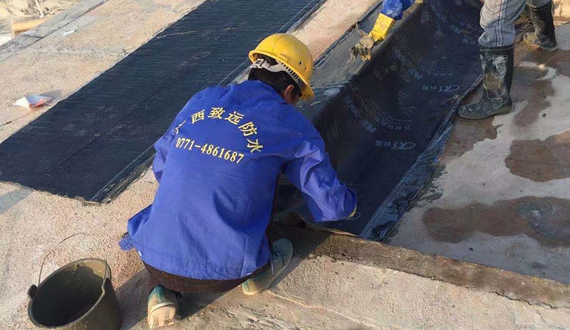 新建地下室底板做整体防水-陆川德利藏龙世家